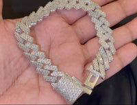 
              4 CARAT NATURAL DIAMONDS STERLING SILVER 83.99 GRAMS 8.50 INCHES 15 MM FANOOK CUBAN LINK BRACELET
            