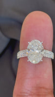 
              14K WHITE GOLD 4.50 CARAT OVAL & ROUND LAB GROWN DIAMONDS ENGAGEMENT WEDDING RING
            