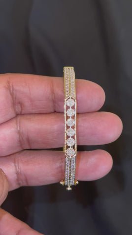 10K YELLOW GOLD 1.50 CARAT REAL DIAMOND 12.30 GRAMS GOLD BRACELET BANGLE