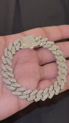 2.75 CARAT NATURAL DIAMONDS STERLING SILVER 73.12 GRAMS 8.50 INCHES 14 MM FANUC CUBAN LINK BRACELET