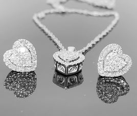 10K WHITE GOLD .60 CARAT REAL DIAMOND HEART EARRINGS & PENDANT NECKLACE SET WITH WHITE GOLD CHAIN